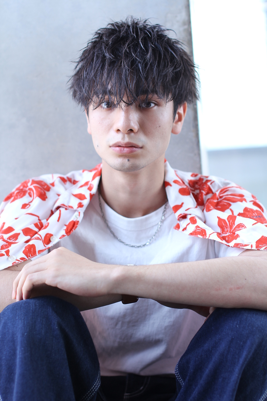今夏爆発的人気。無造作束感ライトマッシュ！